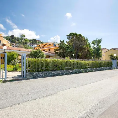 Daire 1 Bedroom Lovely Apartment In Cetraro *